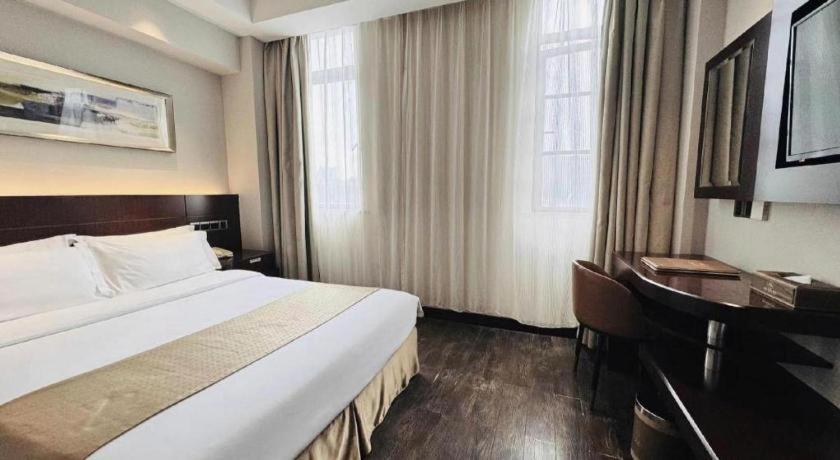 Maixinge Boutique Waigaoqiao Free Trade Zone 4*